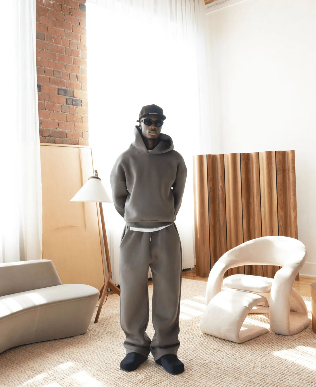 MINIMALIST | TRACKSUIT