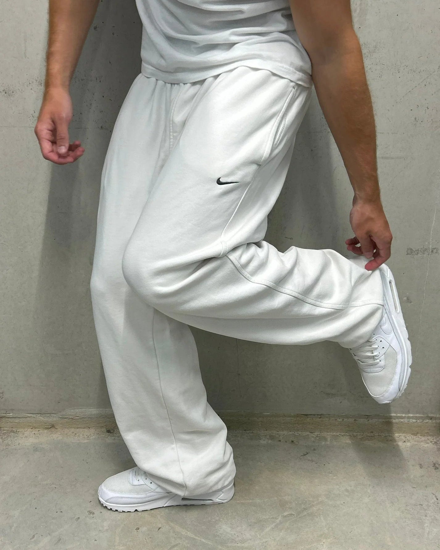 BAGGY JOGGERS