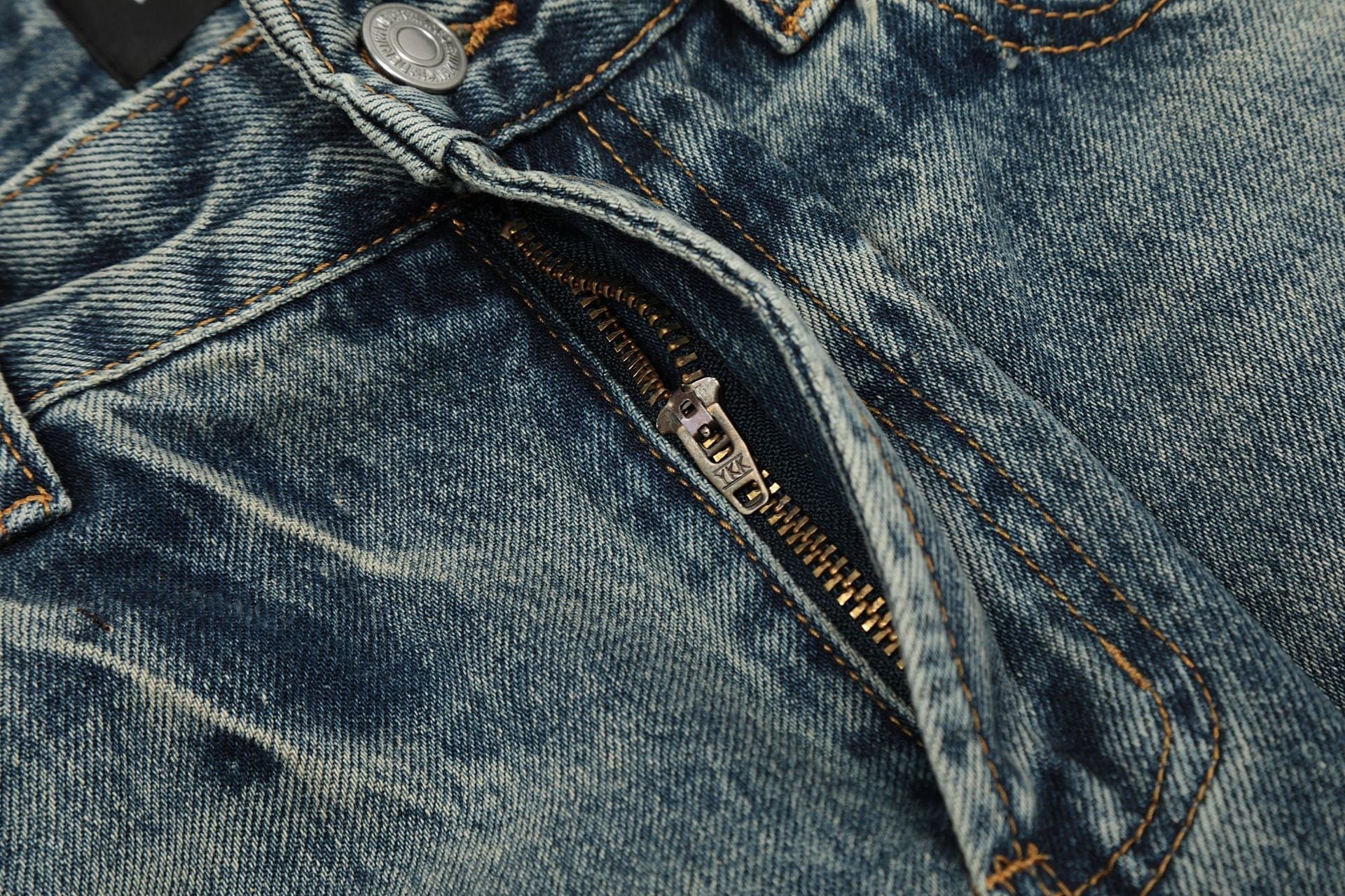 TORVO | WASHED JEANS